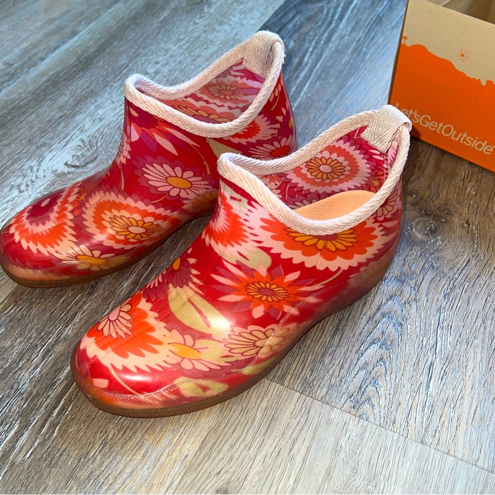 Floral ankle rain booties